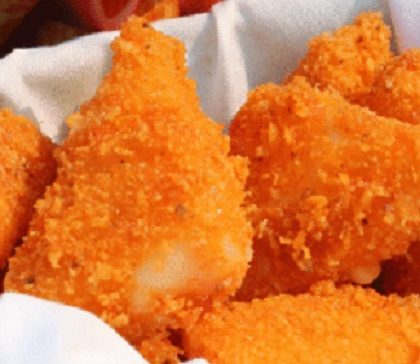 🧀 Rántott sajt – választható bundában, házi tartárral